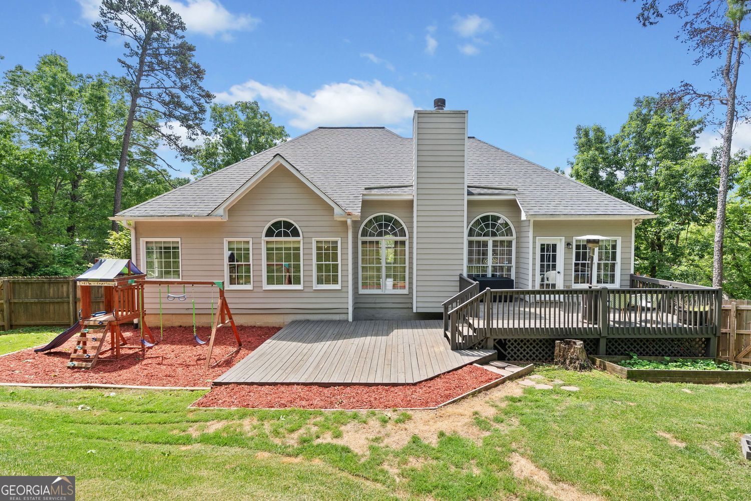 NORTH HAMPTON - Residential