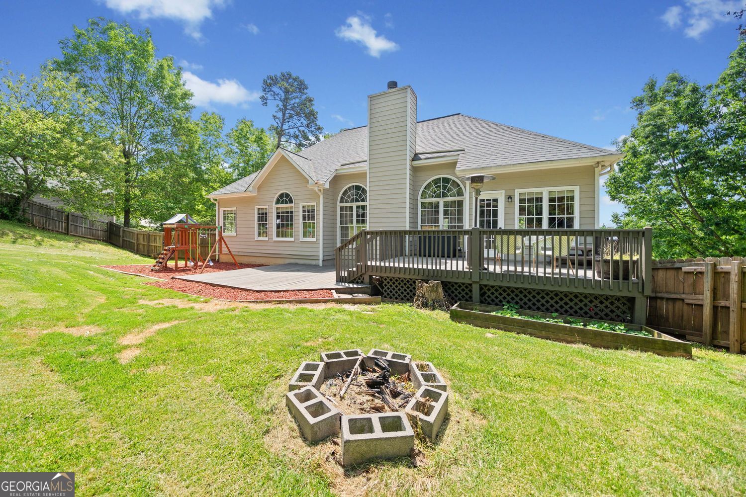 NORTH HAMPTON - Residential
