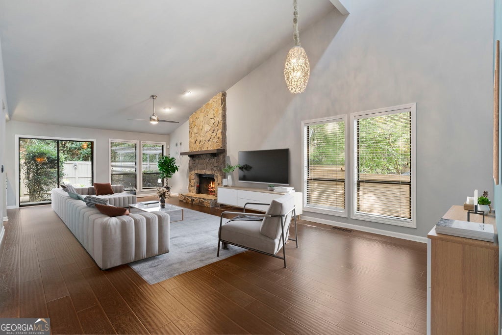Photo of 3000 Sawtooth Circle, Johns Creek, GA 30022 (MLS # 10841673)