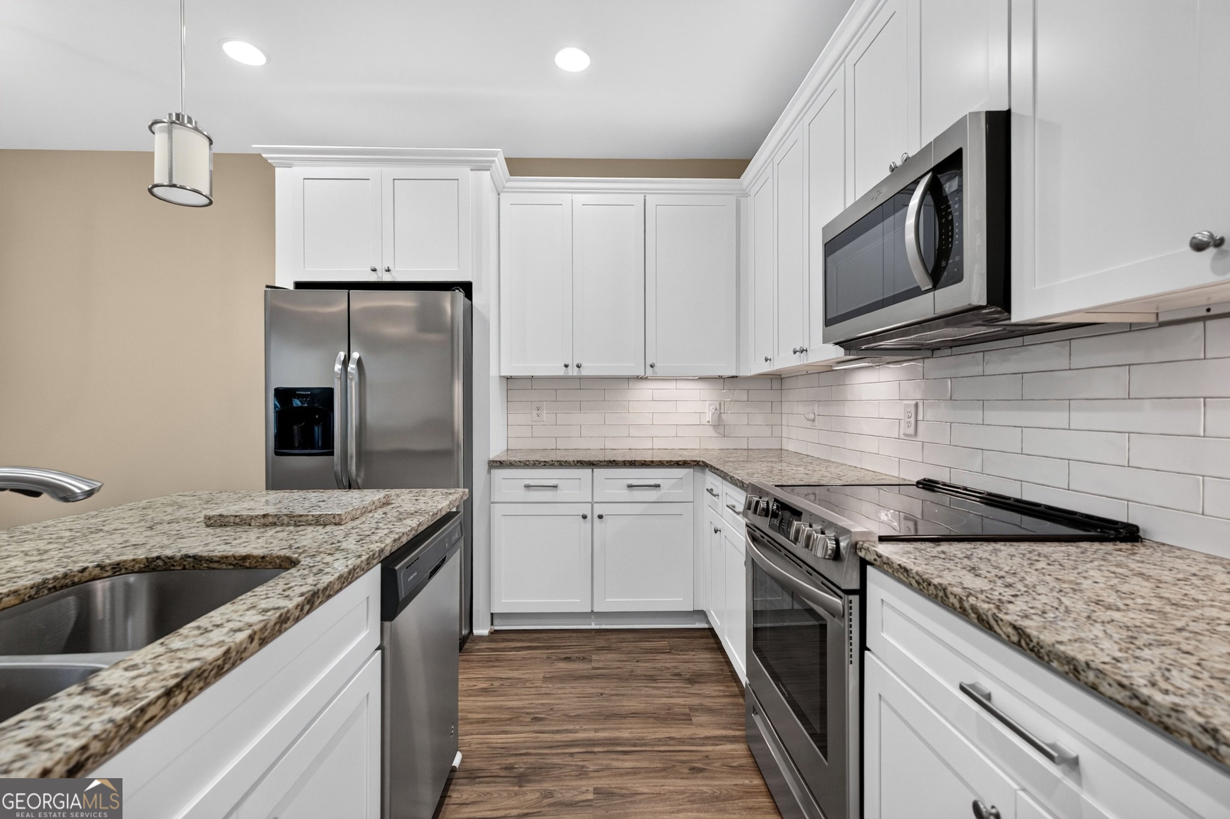 3905 Sea CT