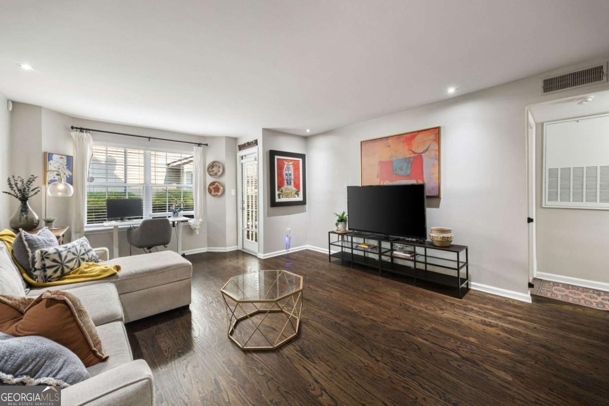 3063 Chastain Park CT NE