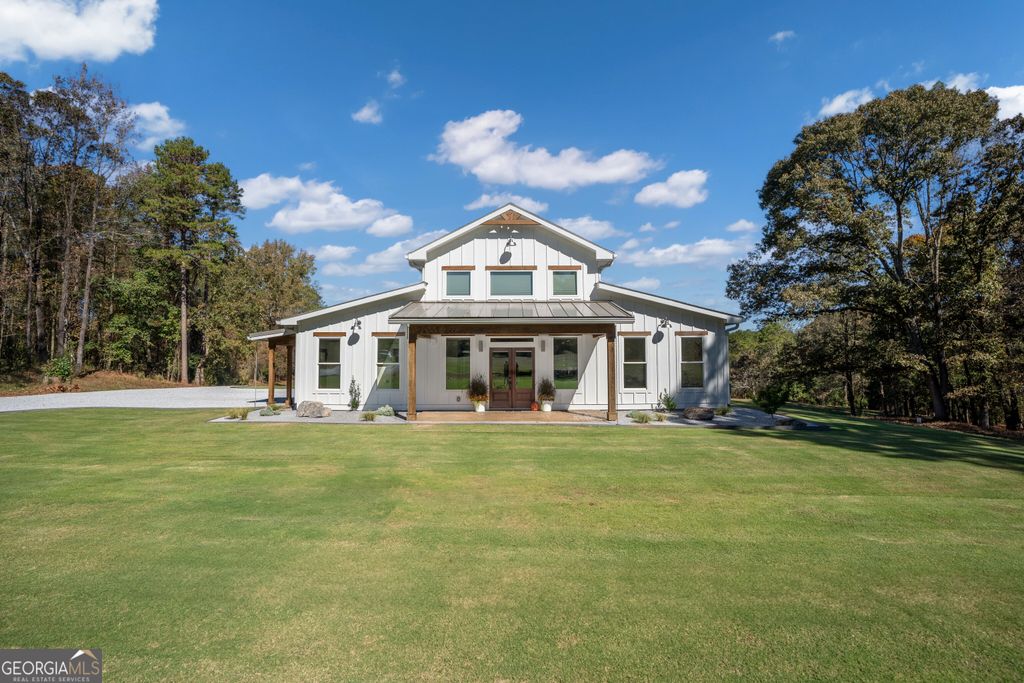 Photo of 196 Frank Brown Road, Maysville, GA 30558 (MLS # 10663268)