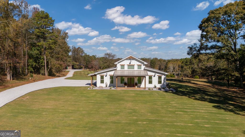 Photo of 196 Frank Brown Road, Maysville, GA 30558 (MLS # 10663268)