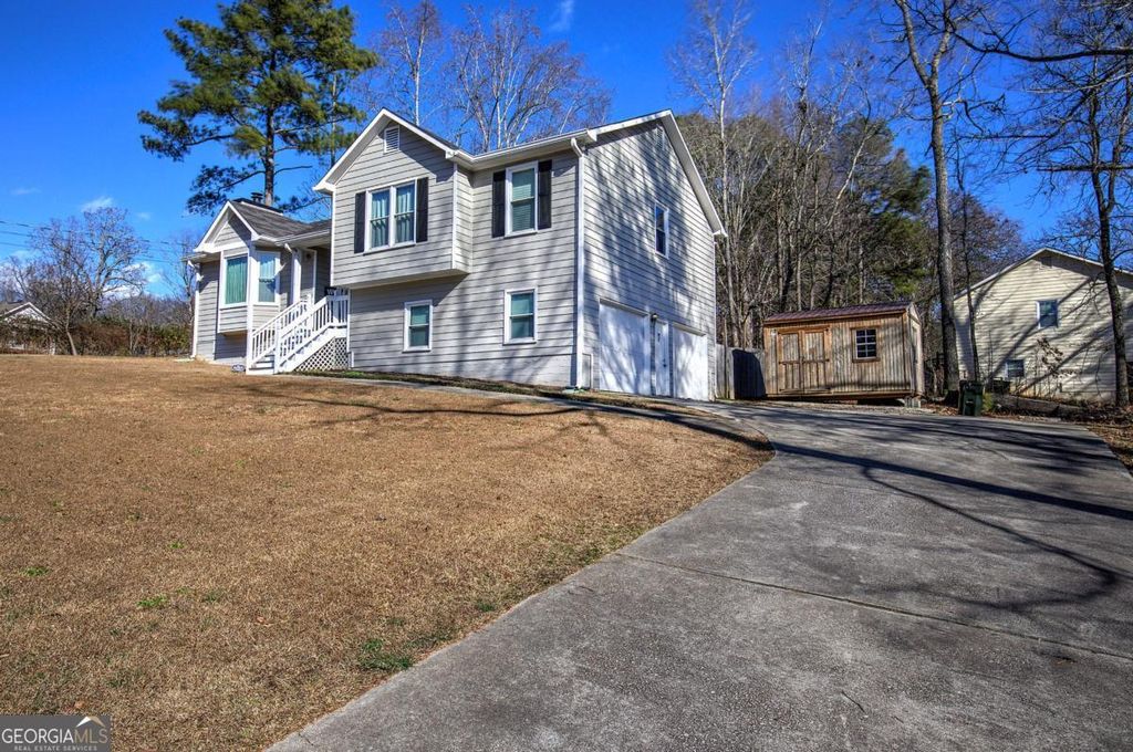 Photo of 55 Gwendolyn Way, Douglasville, GA 30134 (MLS # 10674259)