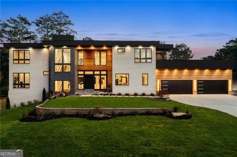 6531 Long Acres DR Sandy Springs GA 30328