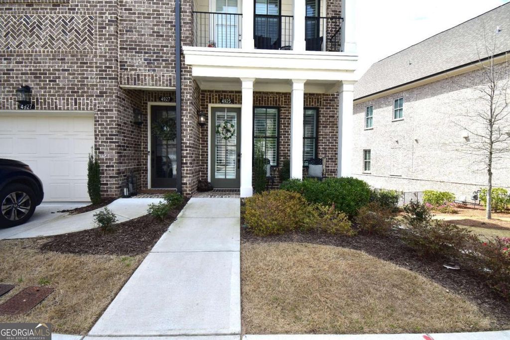 Photo of 4925 Sealy Circle, Peachtree Corners, GA 30092 (MLS # 10723134)