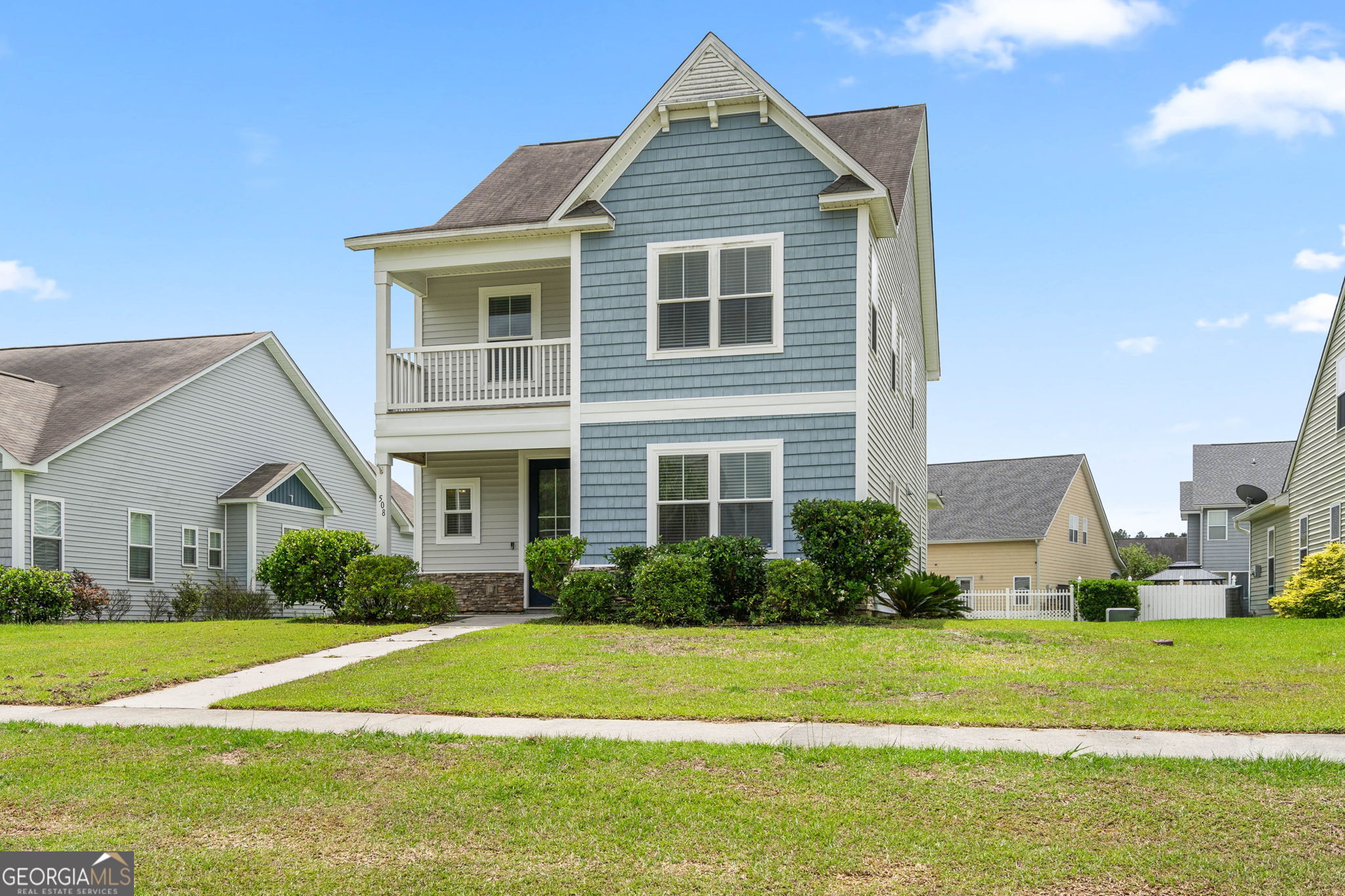508 Lakeside BLVD