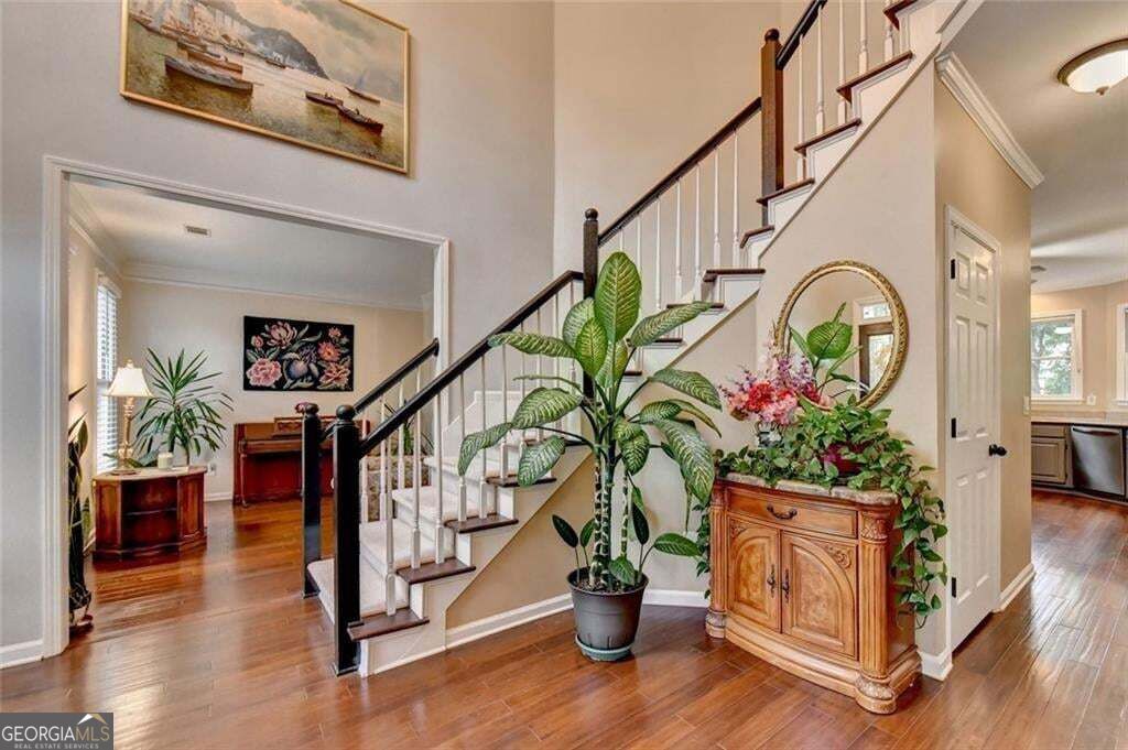 677 River Cove CT