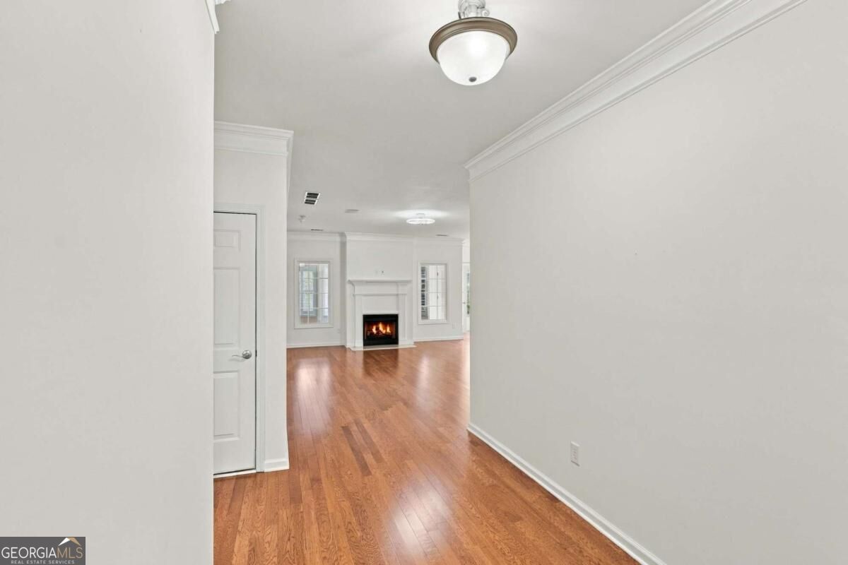 129 Holiday RD E 64