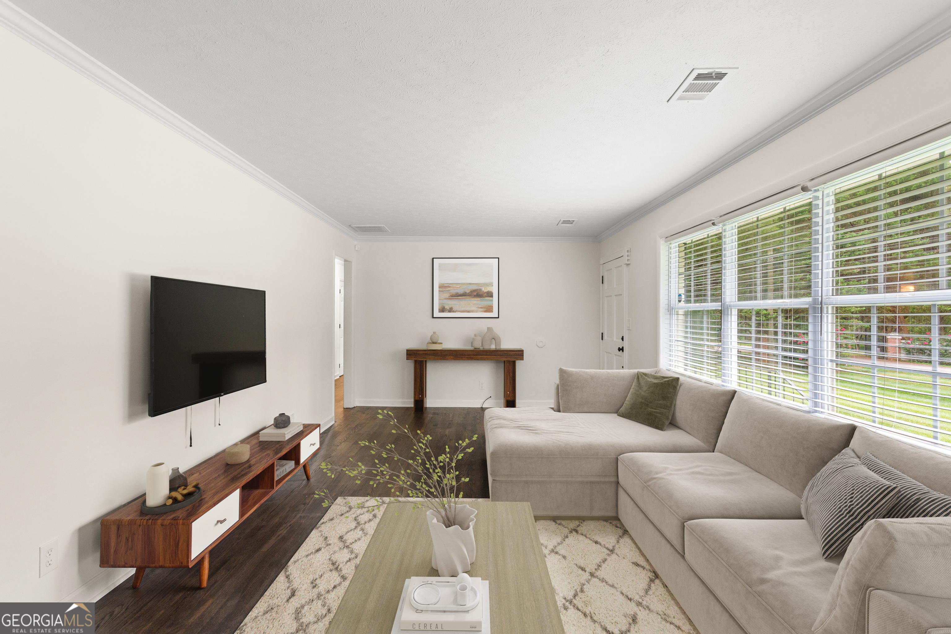 159 Lloyd DR