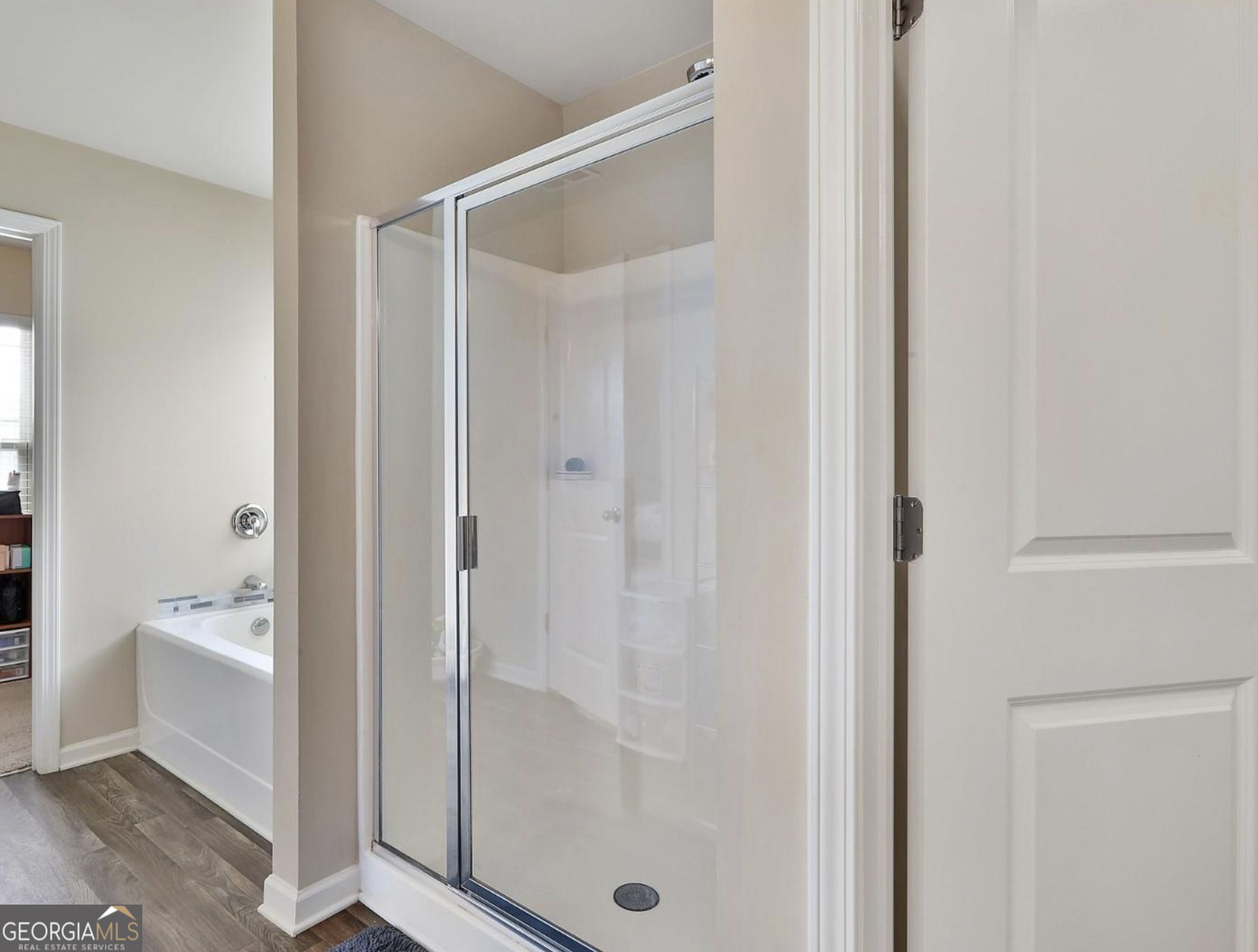 Newnan, Georgia 30265, United States, 4 Bedrooms Bedrooms, ,3 BathroomsBathrooms,Residential,Active,89836