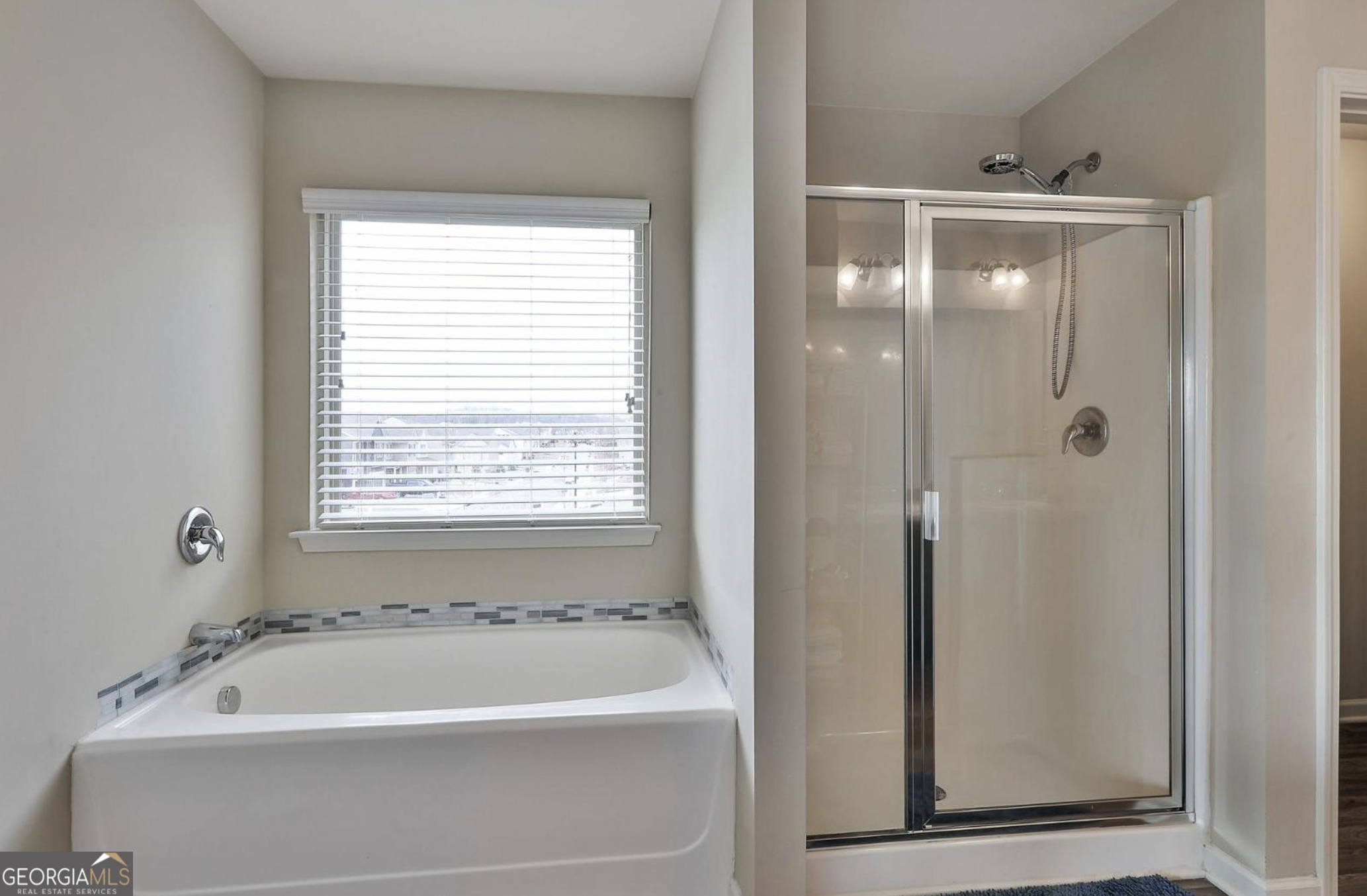 Newnan, Georgia 30265, United States, 4 Bedrooms Bedrooms, ,3 BathroomsBathrooms,Residential,Active,89836