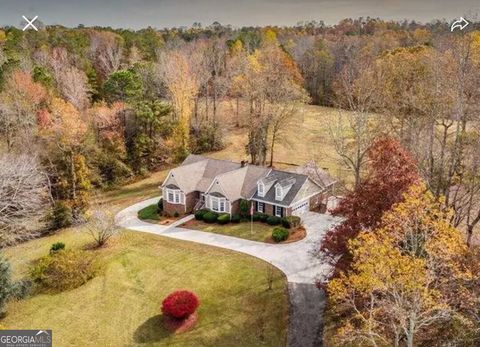 A home in Whitesburg