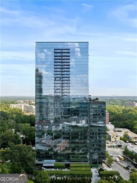 View Atlanta, GA 30326 condo