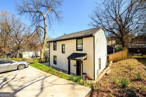 1051 Curran ST NW Atlanta GA 30318