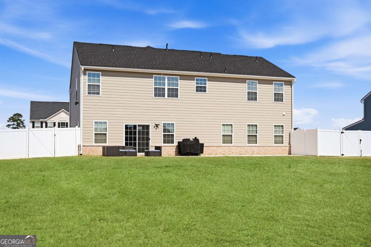 305 Meuse LN