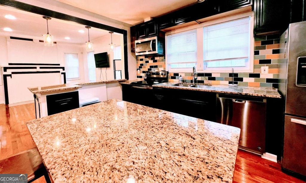 Photo of 814 Moreland Avenue SE, Atlanta, GA 30316 (MLS # 10658754)