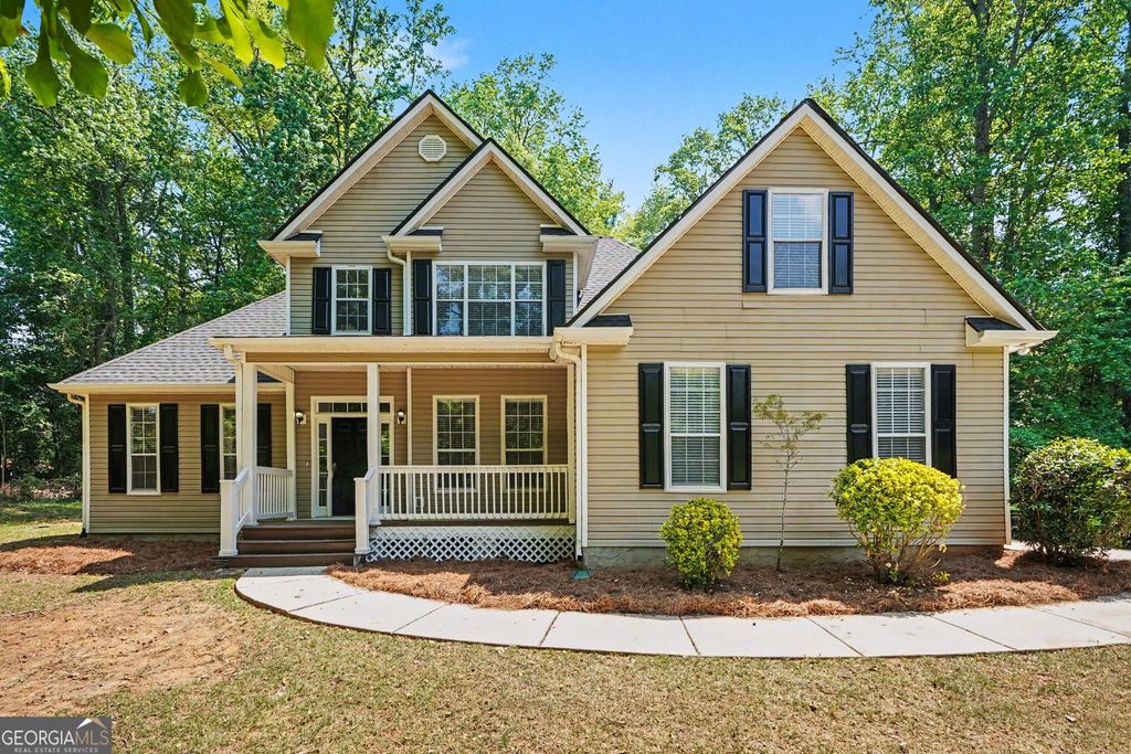 Photo of 110 Mosby Creek Drive, Hampton, GA 30228 (MLS # 10741010)