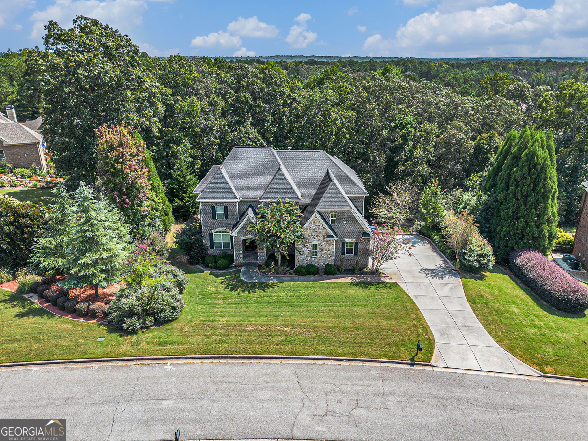 5845 Pecan Grove PL