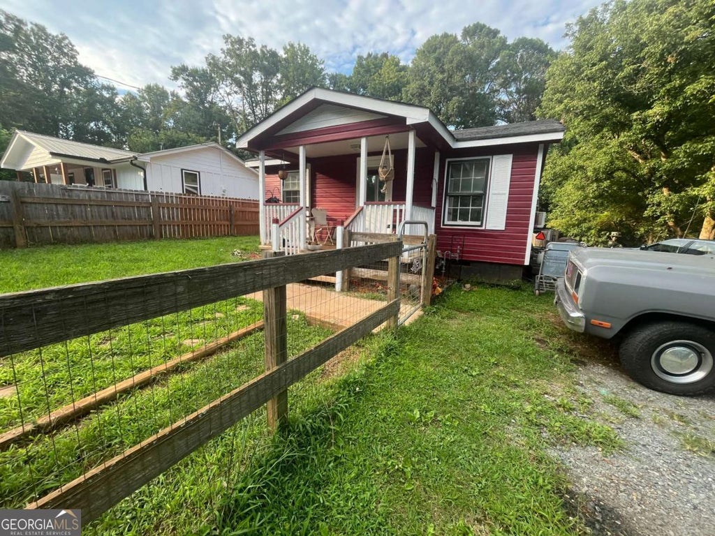 Photo of 84 Old Tails Creek RD, Ellijay, GA 30540 (MLS # 10826897)