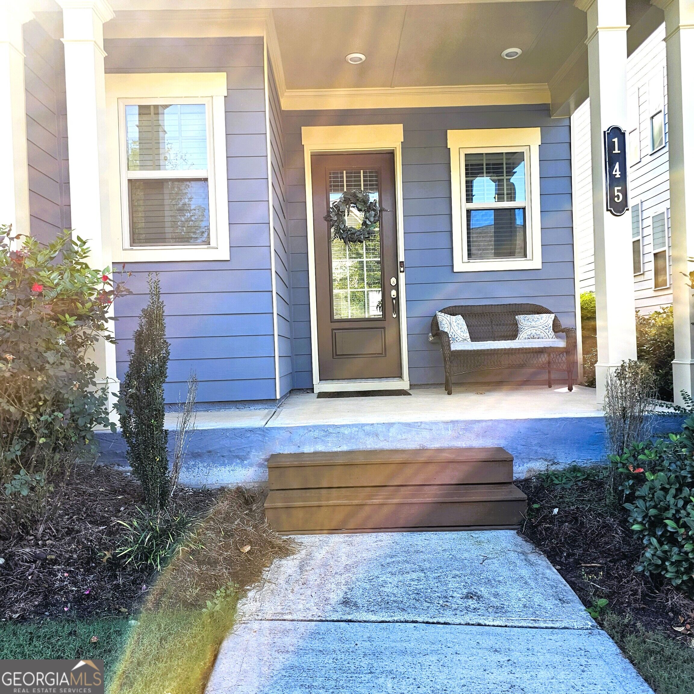 145 Mansfield DR