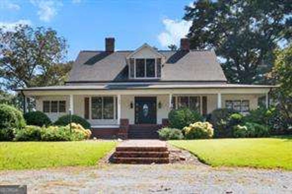 Photo of 180 FLINT HILL Road, Aragon, GA 30104 (MLS # 10661912)