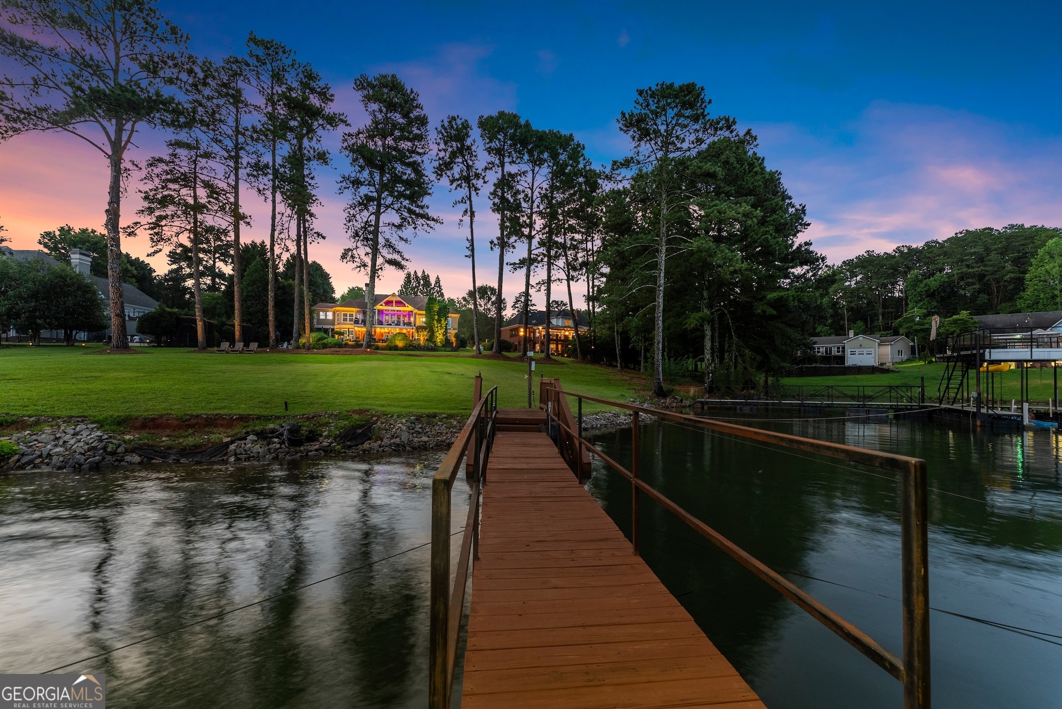 6707 Summer Crest CT