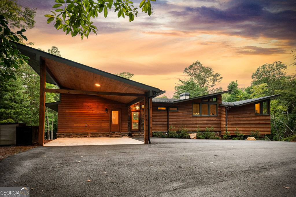 177 Creekside LNDG