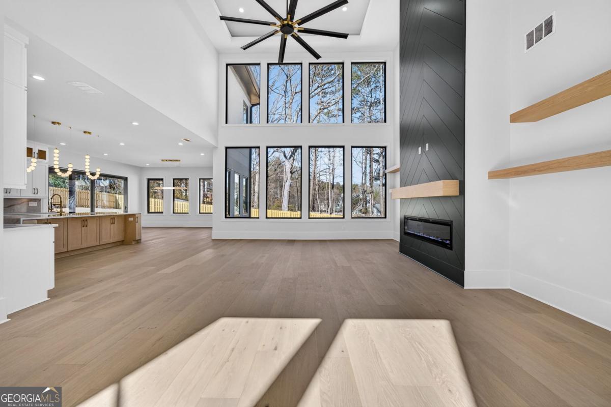 2223 Five Forks Trickum RD