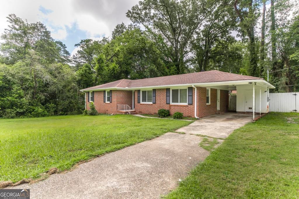 Photo of 1049 Newport Road, Macon, GA 31210 (MLS # 10809350)