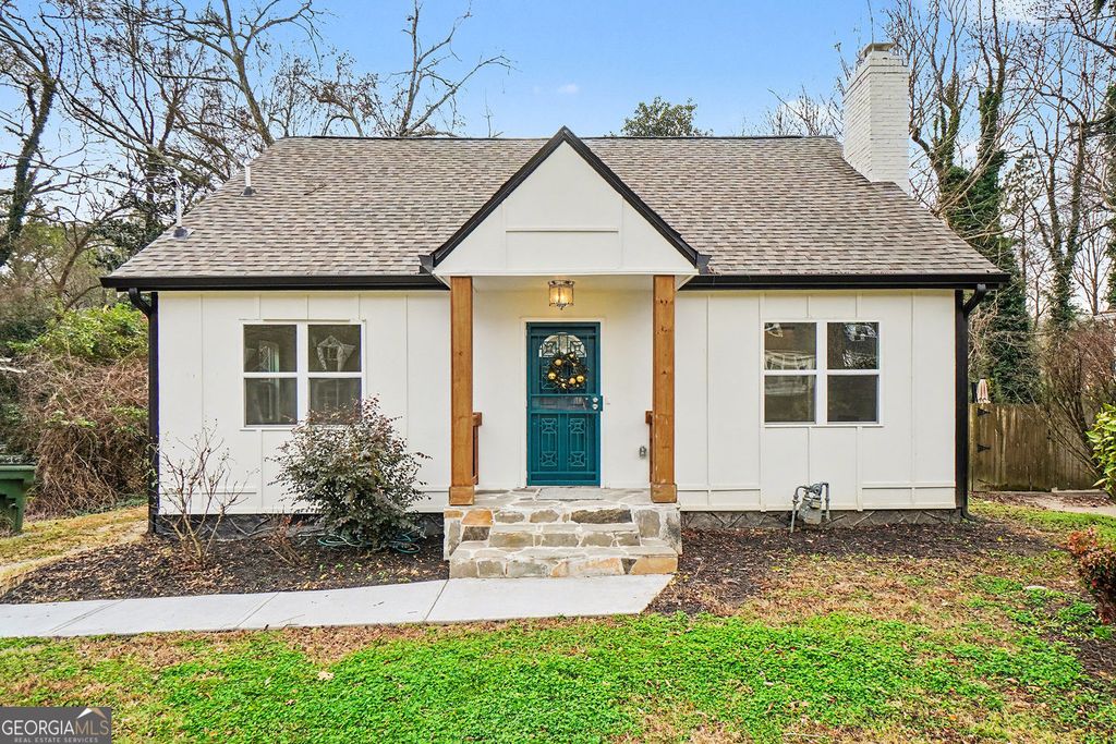 Photo of 1684 Kenmore Street SW, Atlanta, GA 30311 (MLS # 10671428)