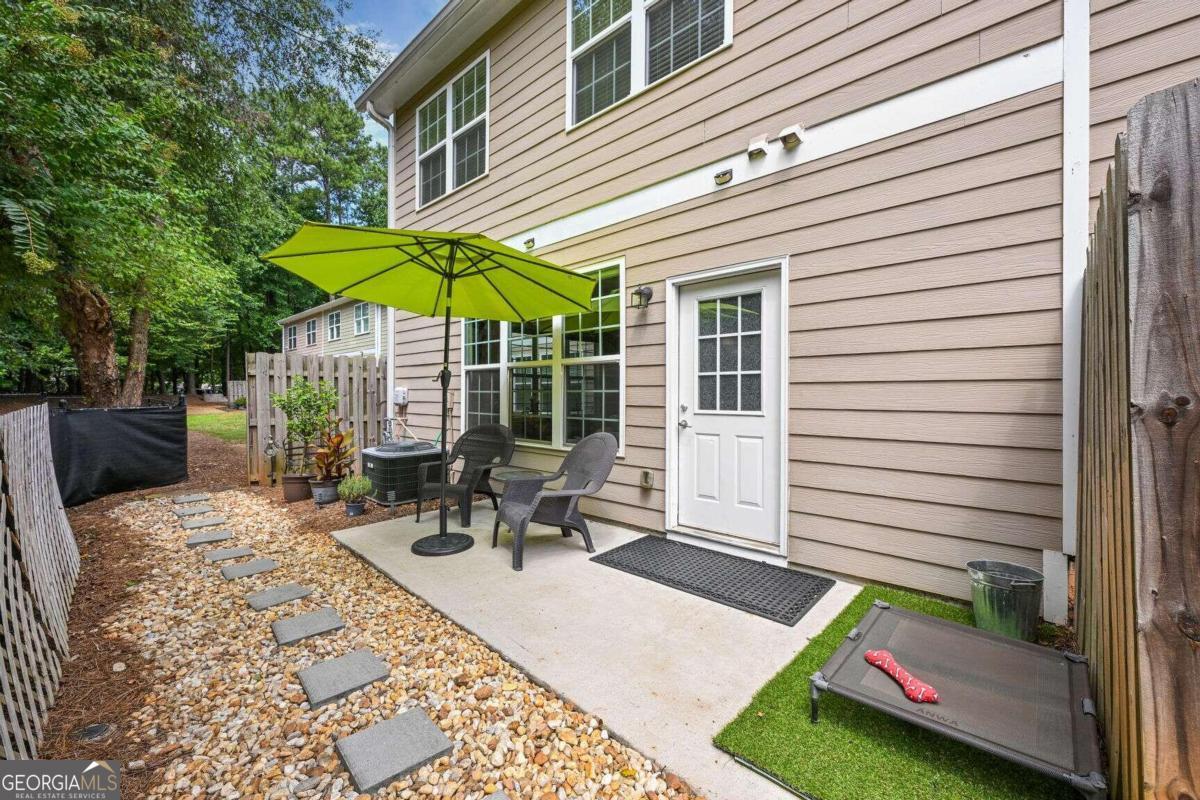 Oaks On Jordan - Residential