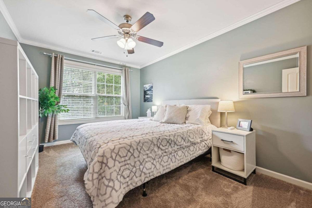 Oaks On Jordan - Residential
