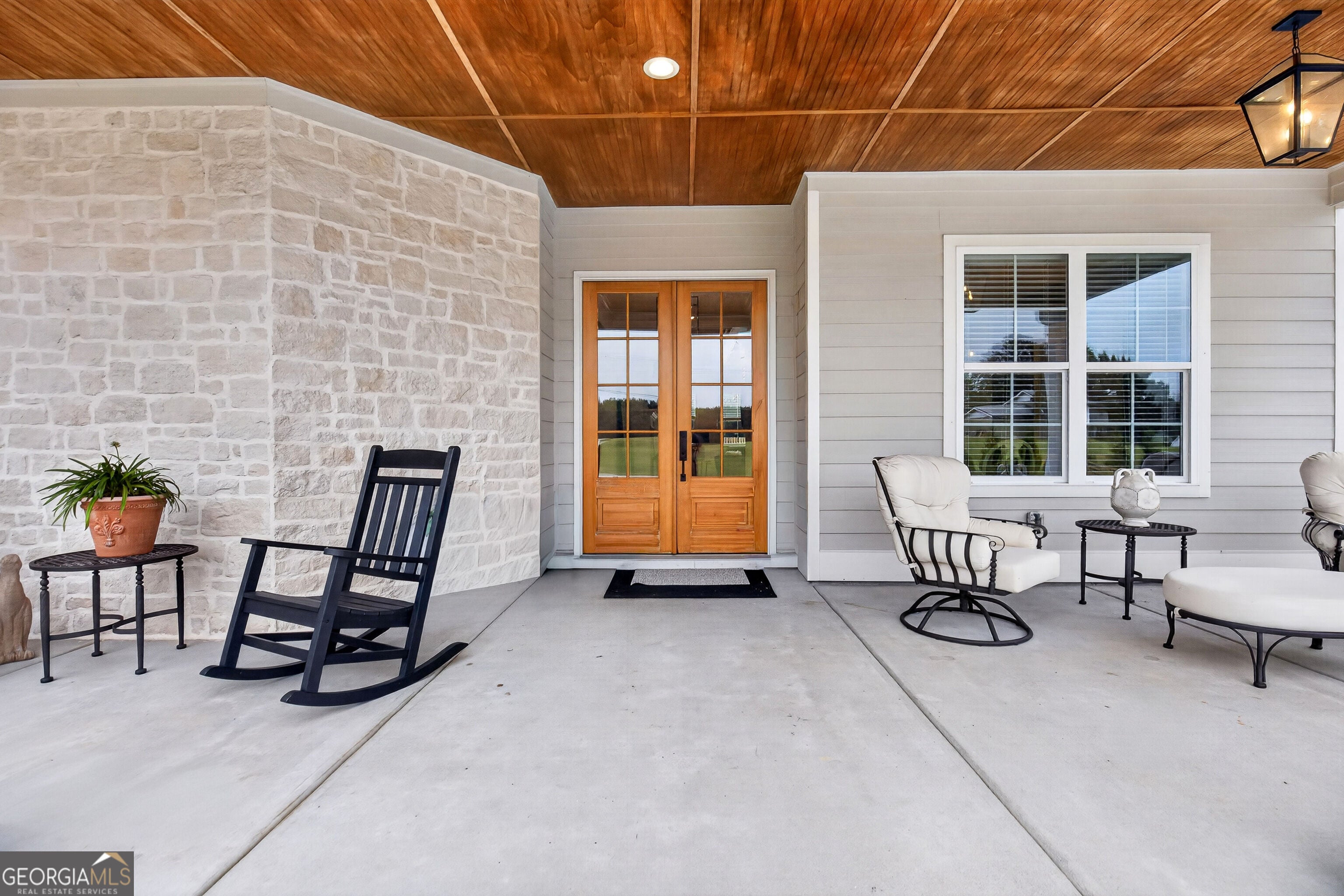 124 John C Hunter RD