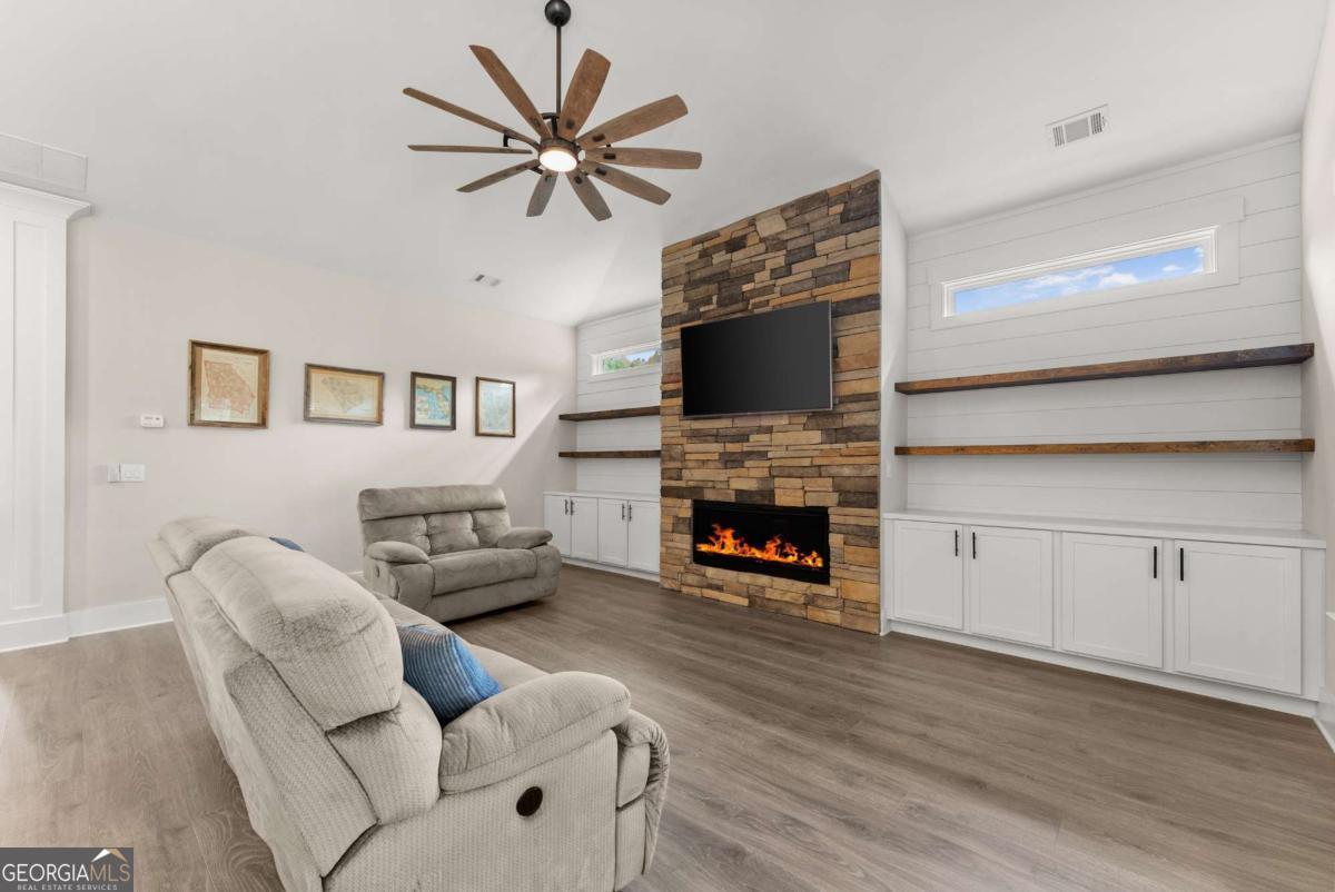 Traditions of Braselton - Residential