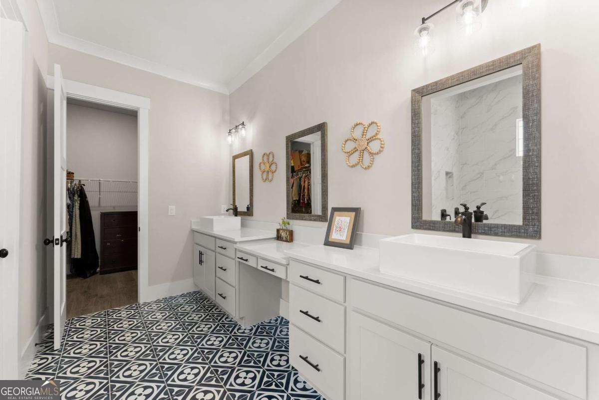 Traditions of Braselton - Residential