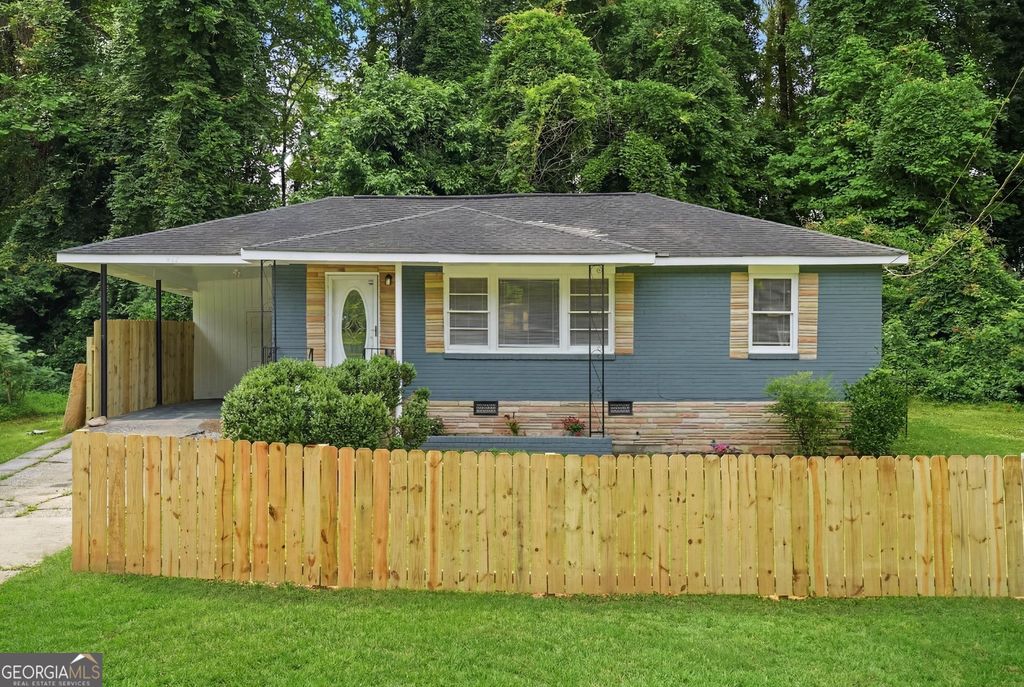 Photo of 467 Park Valley Drive NW, Atlanta, GA 30318 (MLS # 10775161)