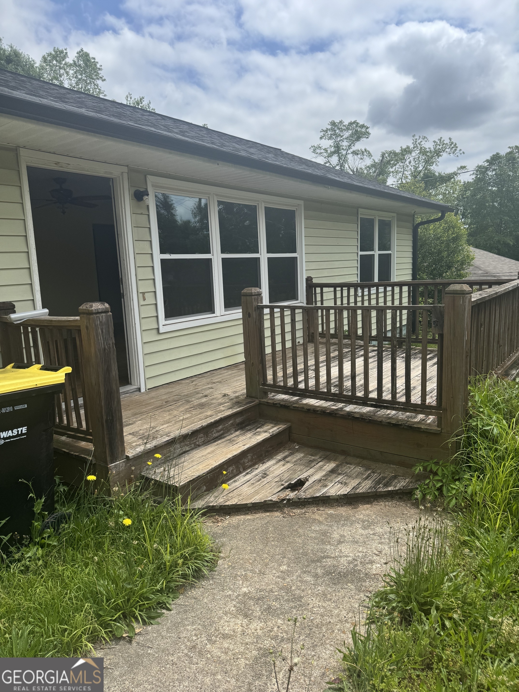 114 Boone DR