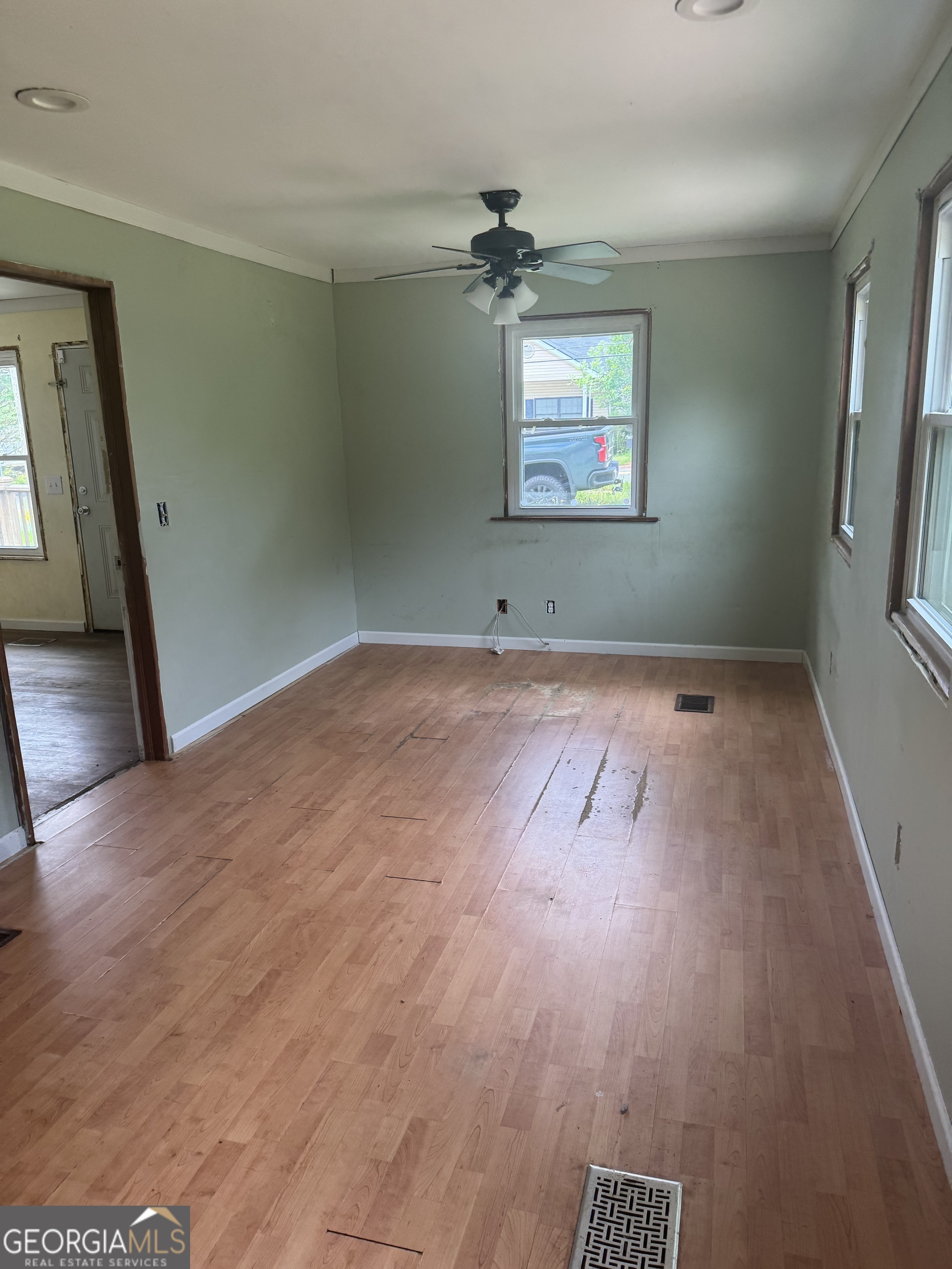114 Boone DR
