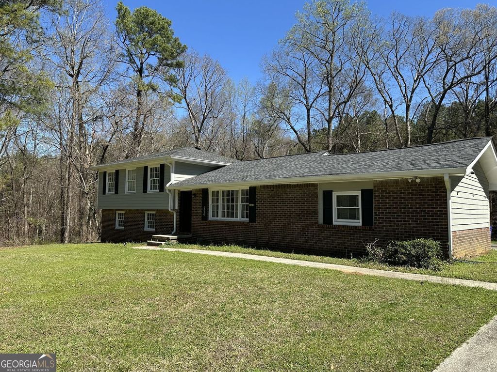 Photo of 2529 Rockknoll Drive, Conley, GA 30288 (MLS # 10715278)