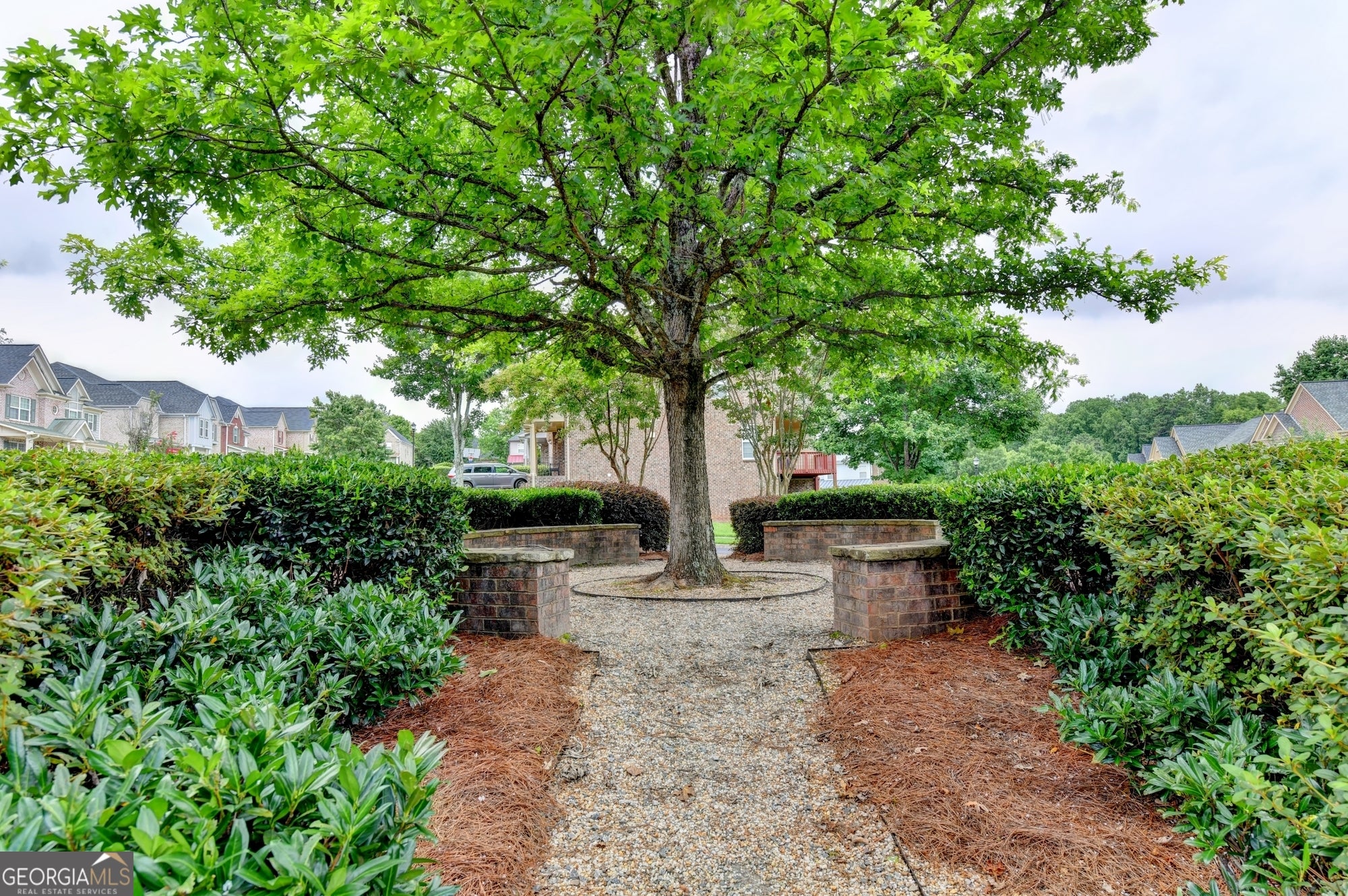 2511 Royston DR