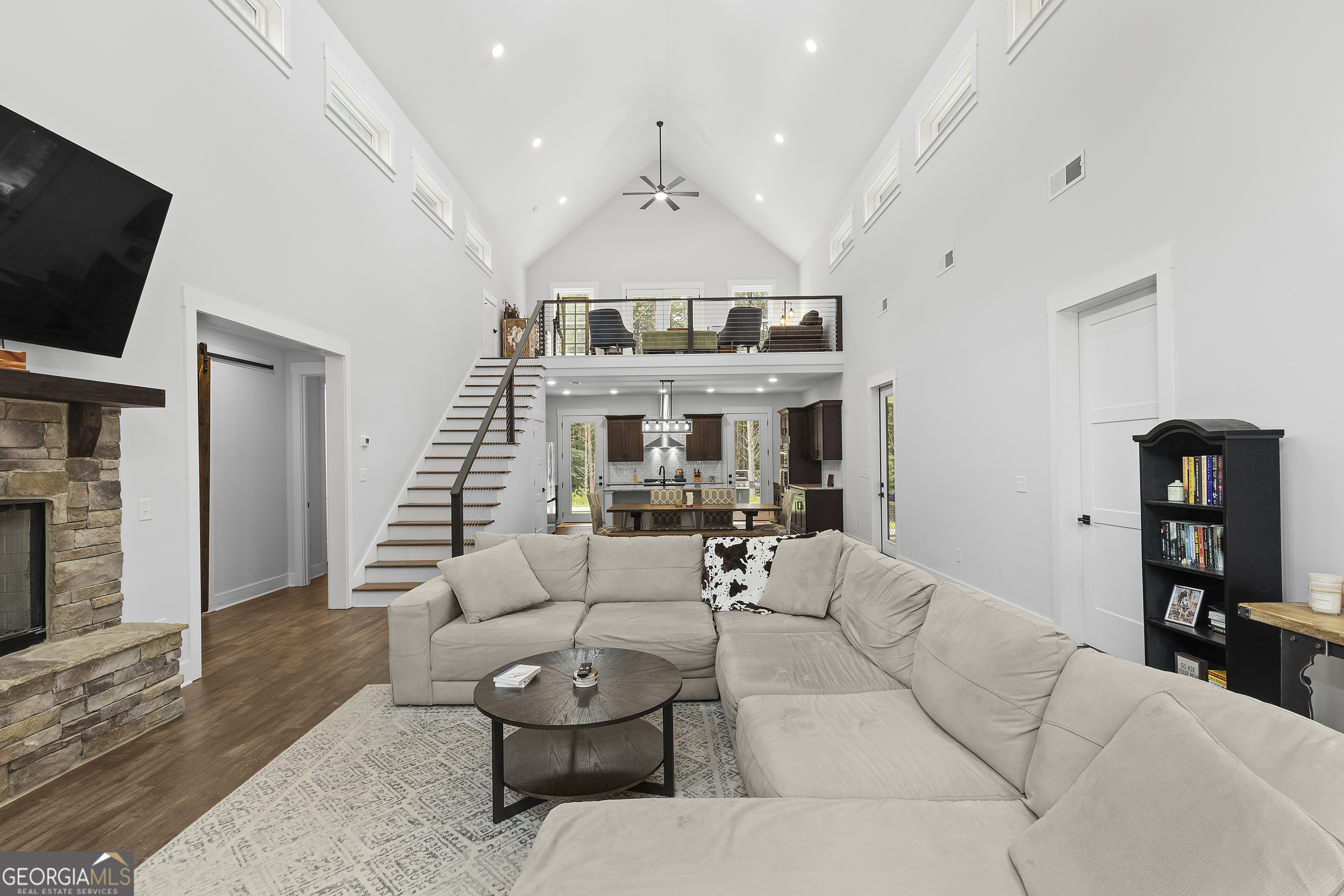 24 Plantation RD NW