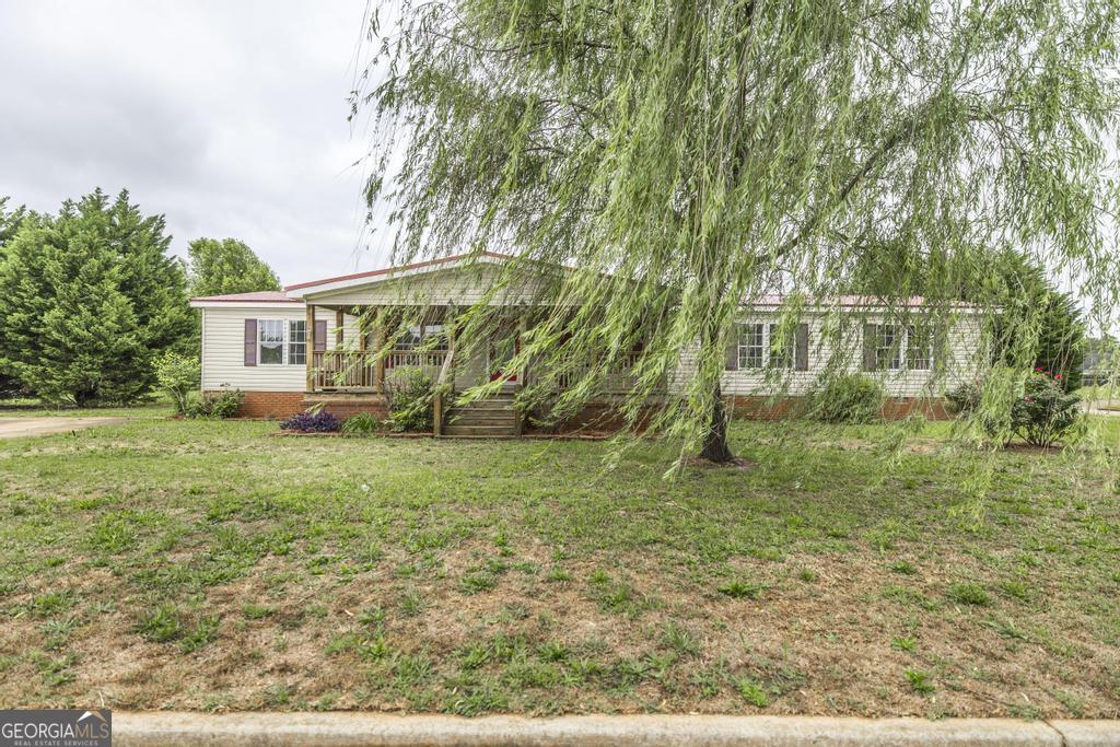 127 Shamrock CIR