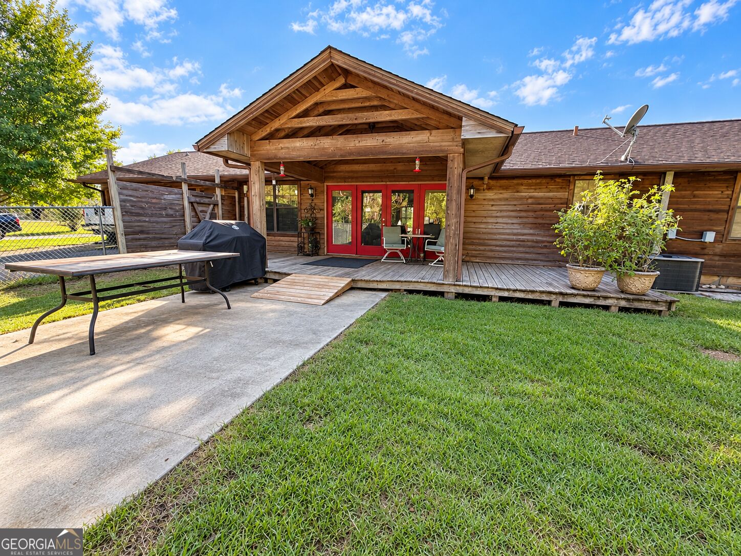 1508 James Wilson DR