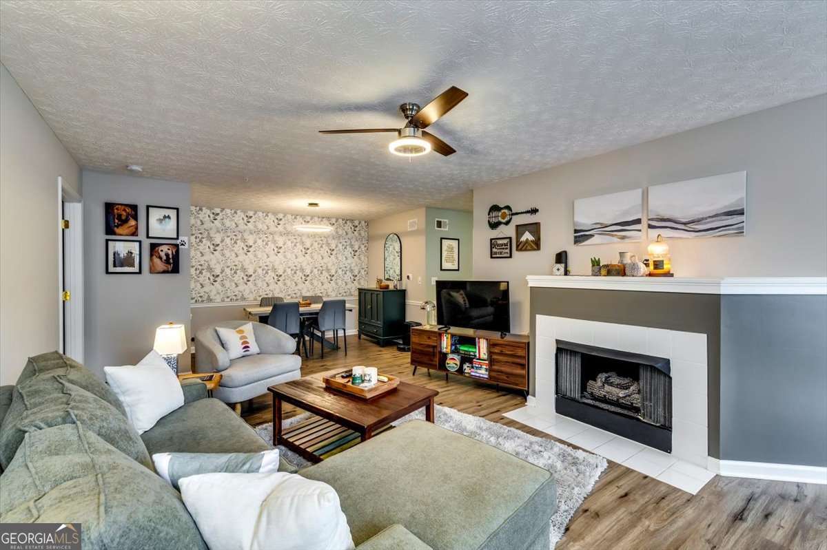 514 Streamside DR 514