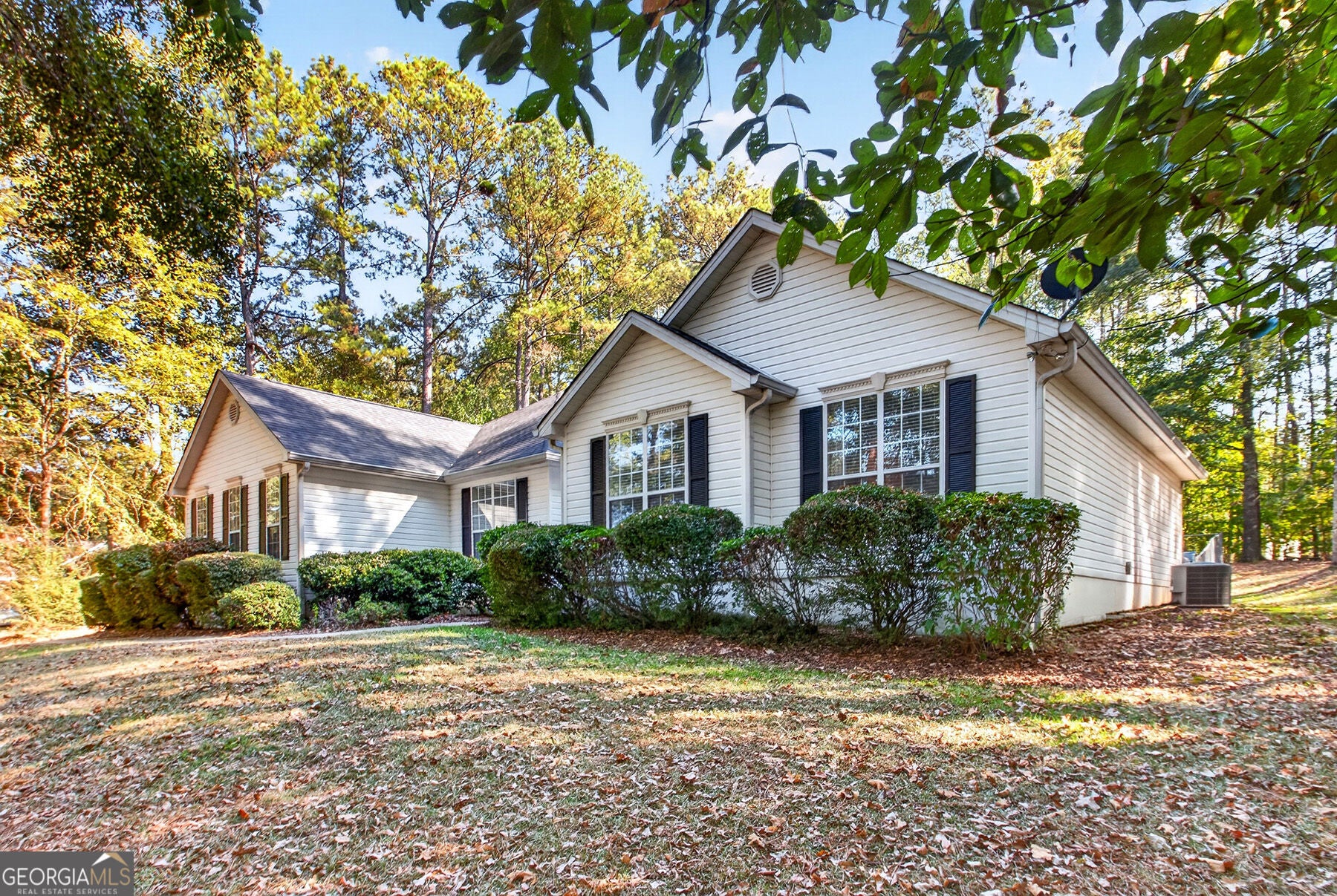 27 Hickory LN
