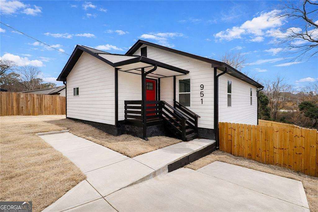 Photo of 951 Reed Avenue, East Point, GA 30344 (MLS # 10756016)