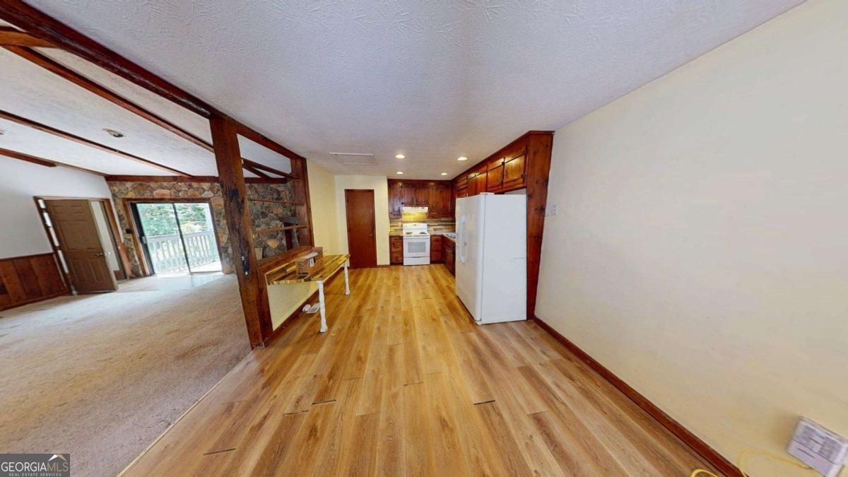 106 Pioneer DR