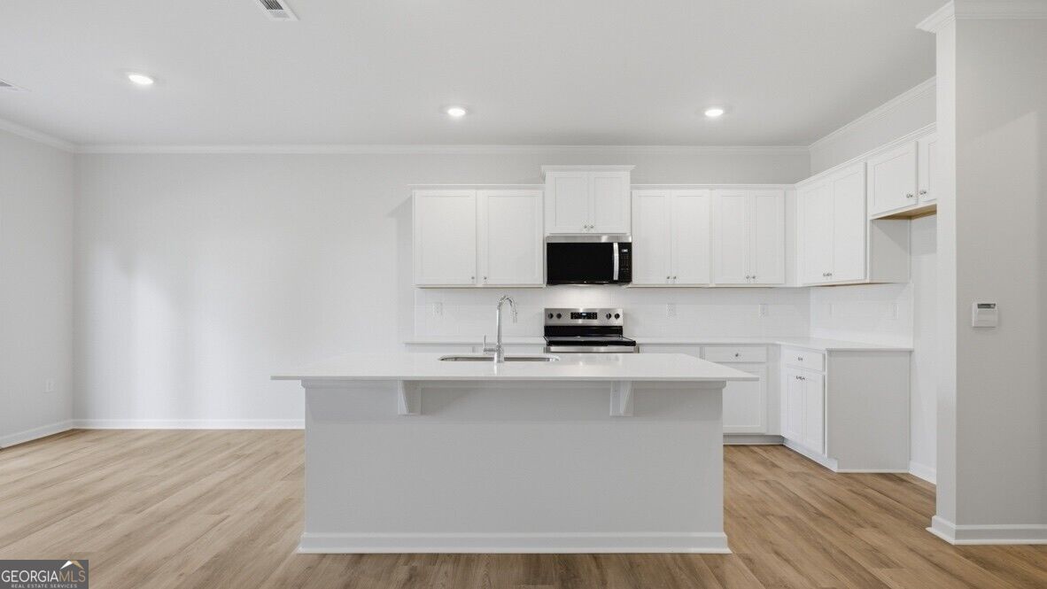157 Addison TRCE