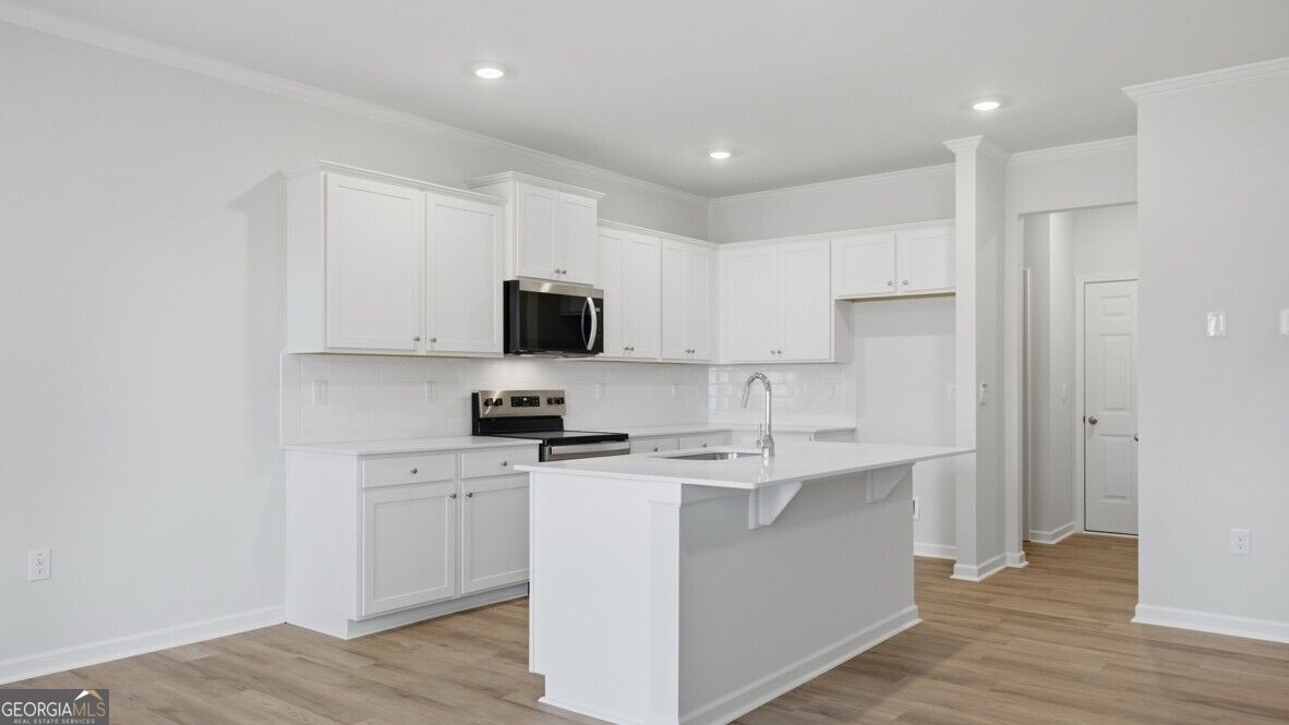 157 Addison TRCE